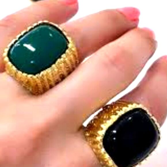 New ZARA Bold Green Stone Open-Back Ring - Picture 5 of 8